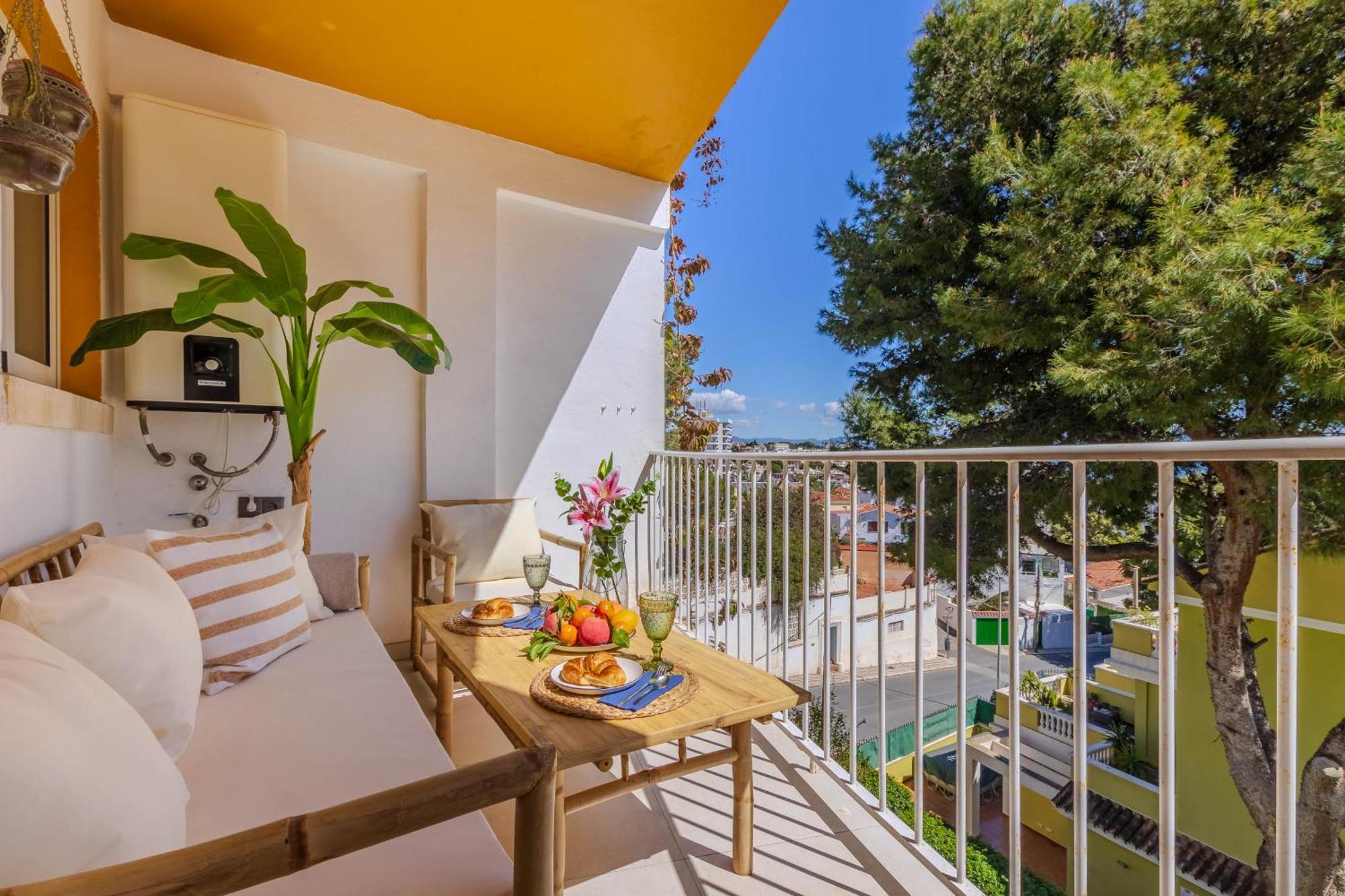 Shiny Studio With Pool & Carihuela Beach At 500M Torremolinos Buitenkant foto