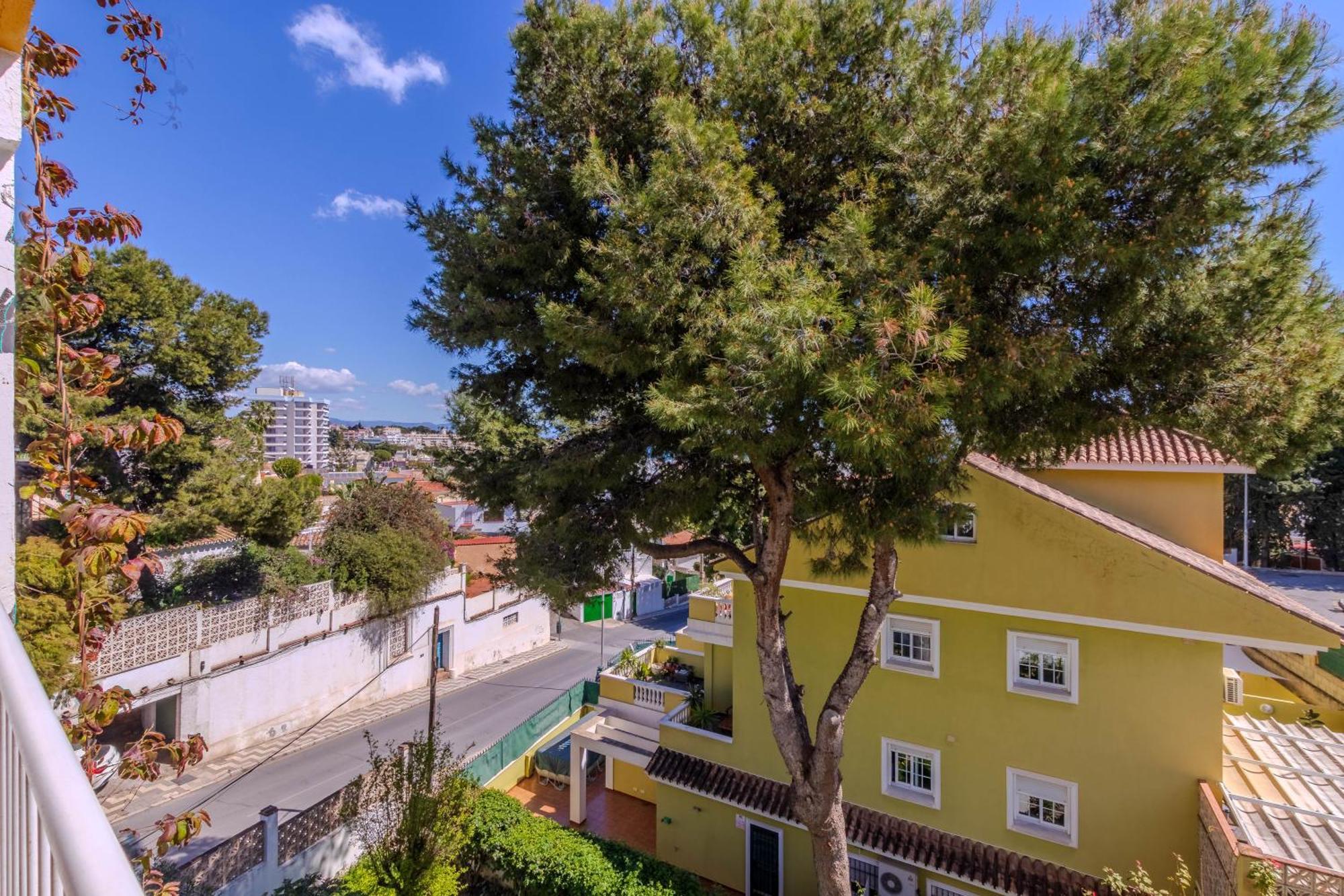 Shiny Studio With Pool & Carihuela Beach At 500M Torremolinos Buitenkant foto